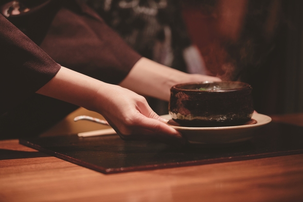 【アニバーサリープラン 夕朝食付】ご夕食は日本料理レストラン 和彩膳所「樂味」